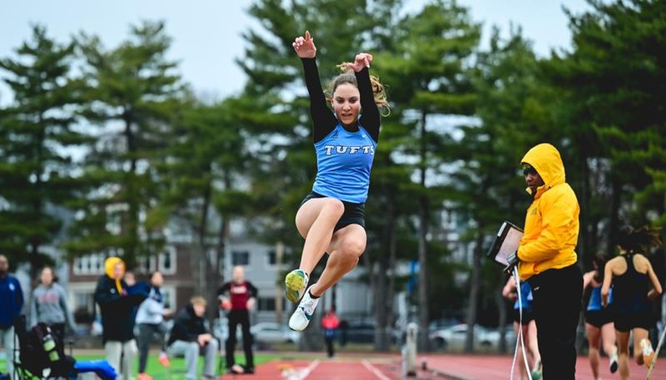 Tufts Sophomore Lauren Zipoli Claims Heptathlon Title with Record-Breaking Performance at Williams College F.I.R.E. Meet
