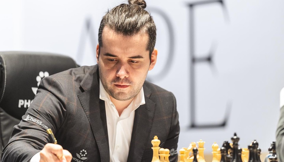 Ian Nepomniachtchi Claims Titled Tuesday Victory on Chess.com