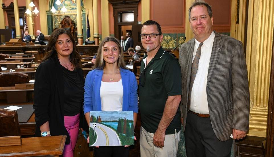 Cavitt Recognizes 9th District Congressional Art Competition Winner Kylie Makowski on House Floor